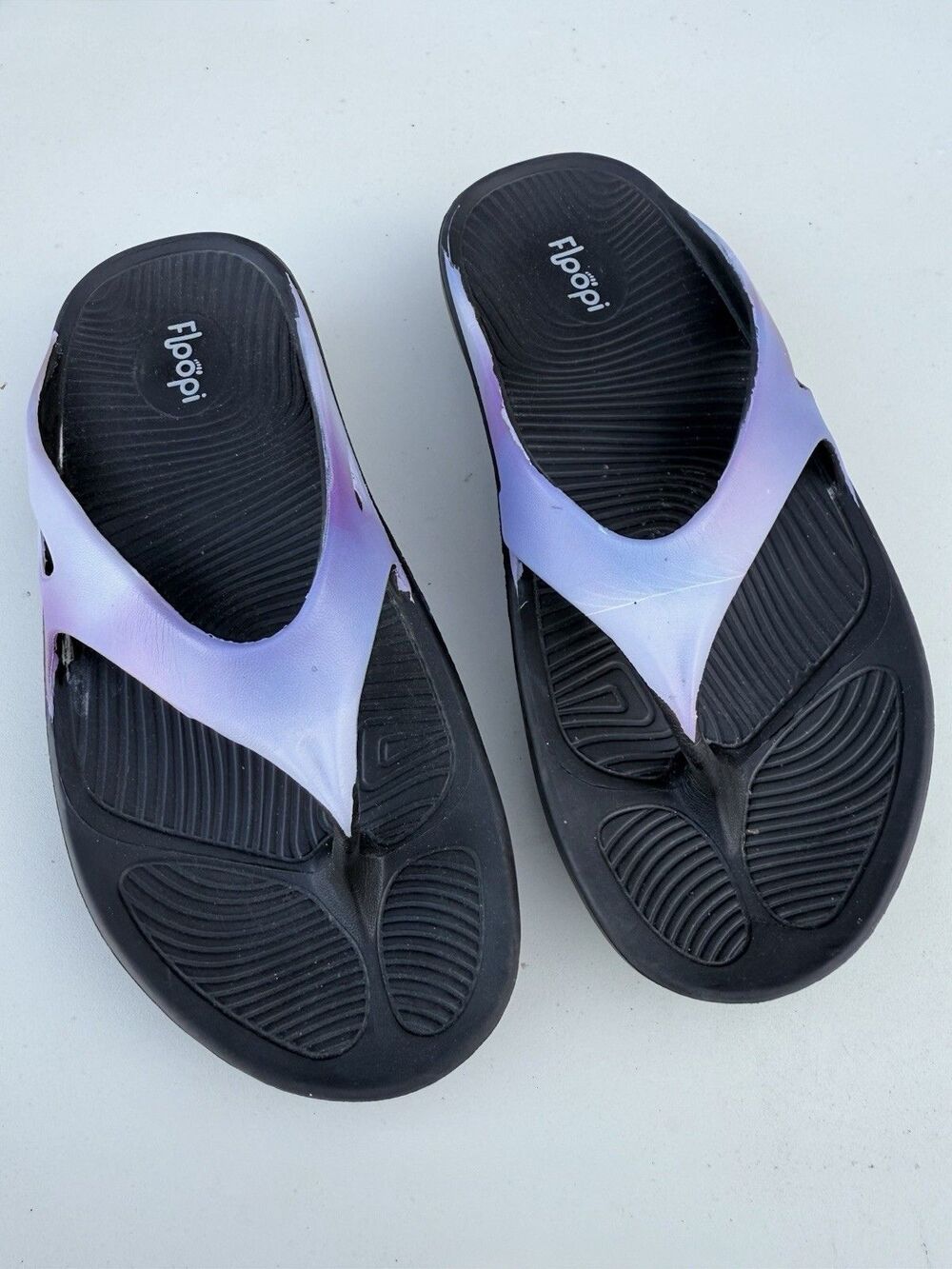 Floopi Blair  Comfort Thong Sandal Purple Women’s Size 7 Recovery